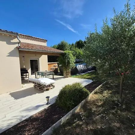 160 M2 - 4 - Piscine Privative